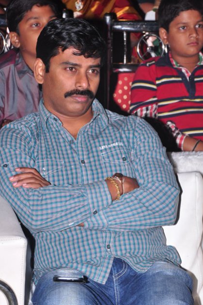 Dil-Deewana-Audio-Launch-by-Kapil-Dev